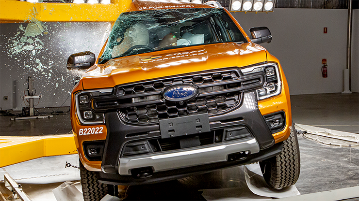 Xe bán tải Ford Ranger đạt chuẩn an toàn 5 sao Euro NCAP - 1