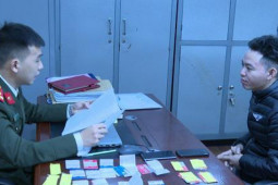 Pháp luật - Nam thanh niên mua bán hàng trăm tài khoản cá nhân