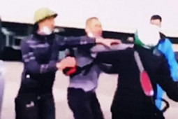 Tin tức trong ngày - Thực hư thông tin chèn "lốt" tại cửa khẩu Móng Cái dẫn đến ẩu đả