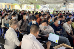 Tin tức trong ngày - Thêm bị hại đến tòa cập nhật thông tin tham dự phiên xét xử Nguyễn Thái Luyện