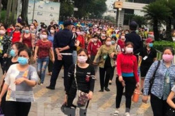 Kinh doanh - Công ty đông lao động nhất TPHCM tăng mạnh tiền thưởng Tết