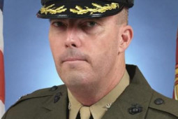 Thế giới - Cựu lính thủy đánh bộ Mỹ dạy phi công Trung Quốc cách hạ cánh xuống tàu sân bay