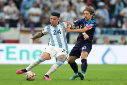 Trực tiếp bóng đá Argentina - Croatia: Nỗ lực tìm bàn thắng (Bán kết World Cup)