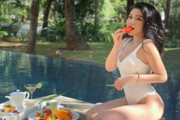 Làm đẹp - Cô gái Việt hút 60 triệu view, "gây bão" MXH Trung Quốc vì ngoại hình "nhìn phát mê"