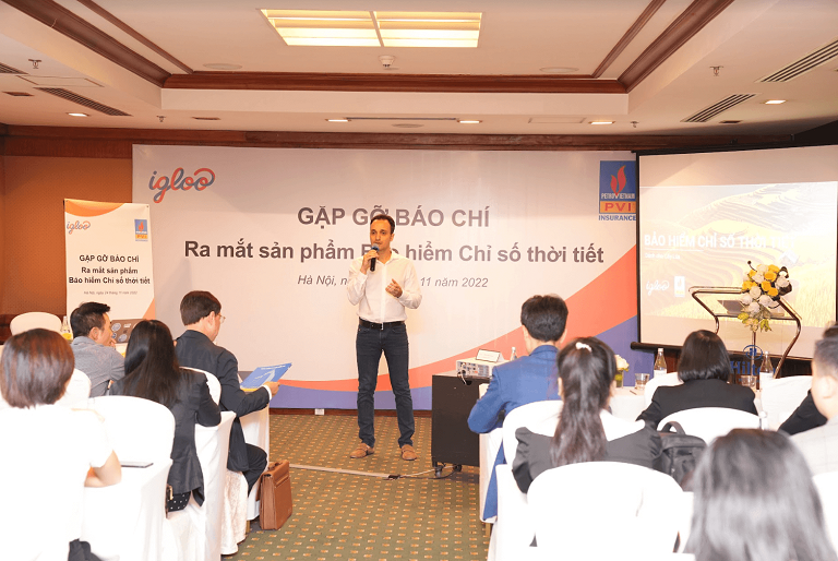 Ông Raunak Mehta, Đồng sáng lập kiêm Giám đốc điều hành của Igloo chia sẻ thông tin về sản phẩm Bảo hiểm Chỉ số thời tiết.