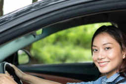 Tư vấn - Lái xe và nghe nhạc, việc nào hứng khởi hơn?