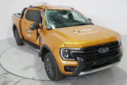Xe bán tải Ford Ranger đạt chuẩn an toàn 5 sao Euro NCAP