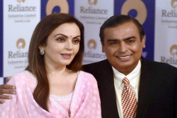 Đàn ông - Chuyện tình "xe buýt" của phú ông giàu nhất nhì châu Á với cô gái xinh đẹp