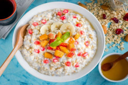 Pháp luật - Chê đồ ăn vợ nấu, người đàn ông bị bắn vào đầu