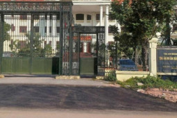Bắc Giang: Mang xăng đốt tại trụ sở toà án tỉnh, cụ ông 82 tuổi nguy kịch