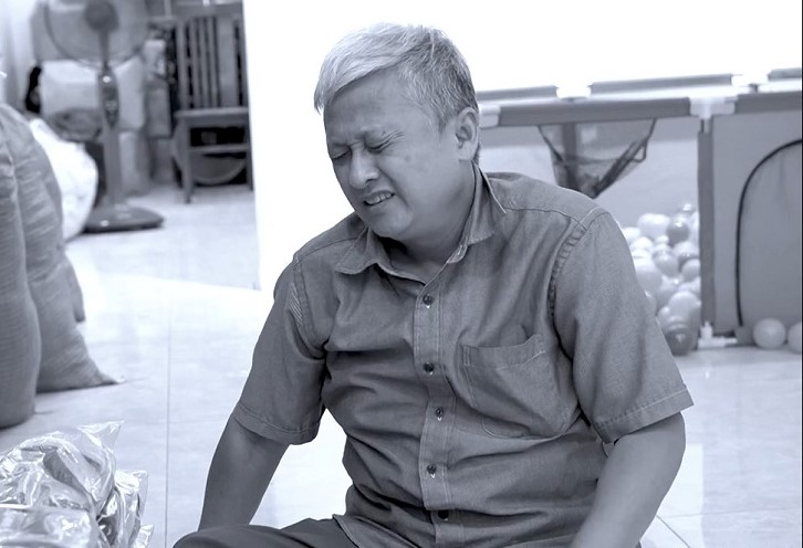 Di chuyển phải bò lê bò lết dưới đất, cuộc sống của chú Khoa bấy giờ như “cực hình”