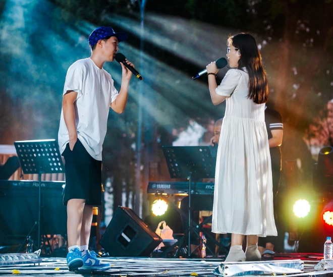 Cô đắt show hơn sau "Ca sĩ mặt nạ"