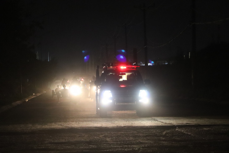 Cảnh sát cơ động tung quân trấn áp tội phạm tại TP HCM - 7