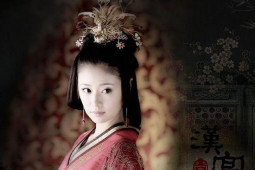 Thế giới - Cuộc đời viên mãn ít ai sánh bằng của vị hoàng hậu xuất thân cung nữ thấp hèn