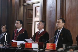 Tin tức trong ngày - Xét xử vụ án Alibaba: Tin vào cam kết, anh em ly tán, vợ chồng ly hôn…