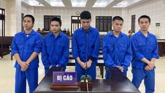 Các bị cáo tại phiên tòa