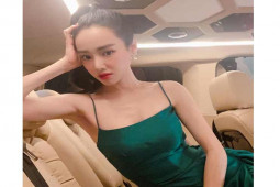 Làm đẹp - Dáng mỏng như lá lúa, Nhã Phương vẫn tích cực tập luyện để "ép cân"