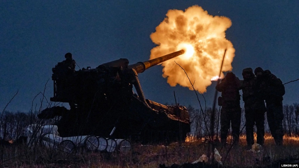 Bộ trưởng Quốc phòng Ukraine dự đoán Nga sẽ mở một cuộc tấn công mới sau khi một nửa số quân dự bị hoàn thành khóa huấn luyện. Ảnh minh họa: AP