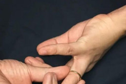 Sức khỏe đời sống - Suýt "hỏng đời trai" vì đeo nhẫn tự chữa rối loạn cương dương cho "cậu nhỏ"