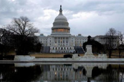 Thượng viện Mỹ duyệt dự thảo Đạo luật Ủy quyền Quốc phòng kỷ lục 858 tỉ USD