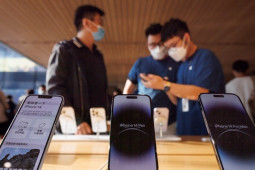 Thời trang Hi-tech - Đồ điện tử thiếu hụt nguồn cung: Khi nào mới bình thường trở lại?