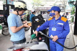 Thị trường - Tiêu dùng - Giá xăng dầu hôm nay 18/12: Liên tục biến động nhưng vẫn ghi nhận mức tăng