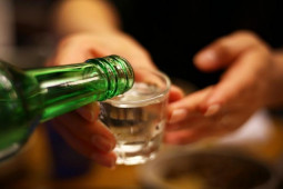 Tin tức trong ngày - Vụ điều giáo viên đi tiếp khách "VIP": Đề nghị làm rõ việc lộ thông tin người tố cáo