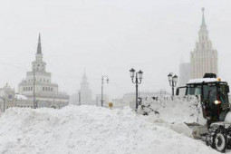 Thế giới - Giao thông Moscow rối tung vì tuyết rơi kỷ lục