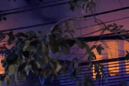 Tin tức trong ngày - Cháy nhà 3 tầng ở Gò Vấp, nhiều người tháo chạy