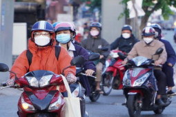 Tin tức trong ngày - Hình ảnh TP HCM "lập đông" sáng 19-12