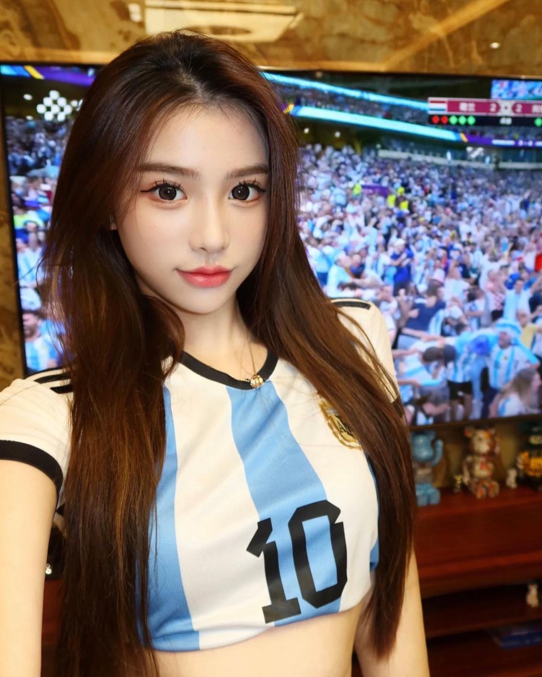 Cổ động viên Việt Nam, Trung Quốc trong trang phục tuyển Argentina - 6