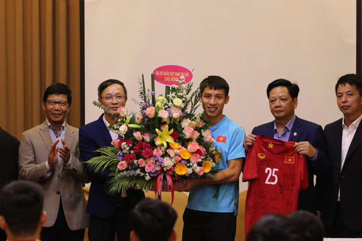 ĐT Việt Nam đấu Lào, đội trưởng Hùng Dũng mơ kết quả như AFF Cup 2018 - 1