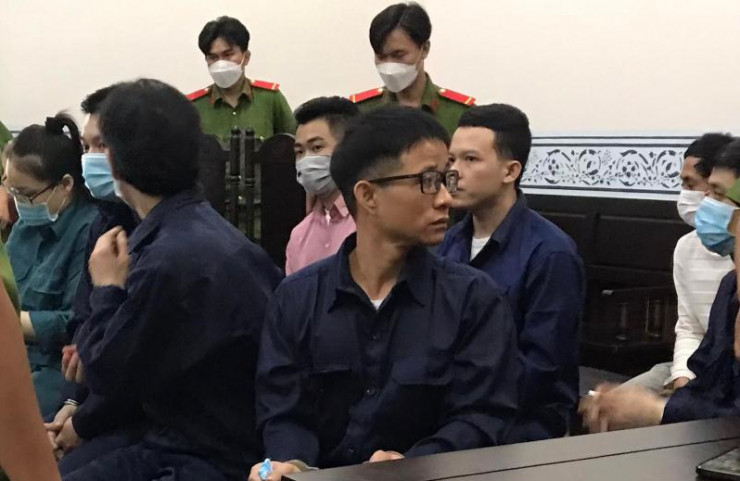 Các bị cáo tại tòa.