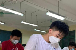 Giáo dục - du học - Học sinh lớp 10 chọn nhầm môn học, nhà trường cũng 'tắc'