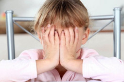 Giáo dục - du học - 9 hành vi của cha mẹ "giết chết" sự thành công của con