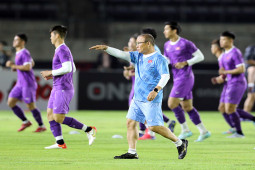 Thầy Park đề phòng ”gián điệp” trước trận mở màn AFF Cup của ĐT Việt Nam