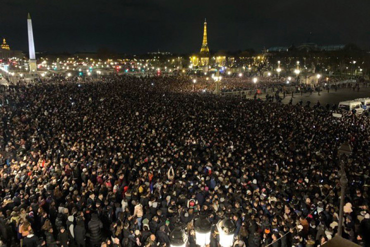 50.000 khán giả quyết tâm đứng chờ ĐT Pháp tại&nbsp;Place de la Concorde