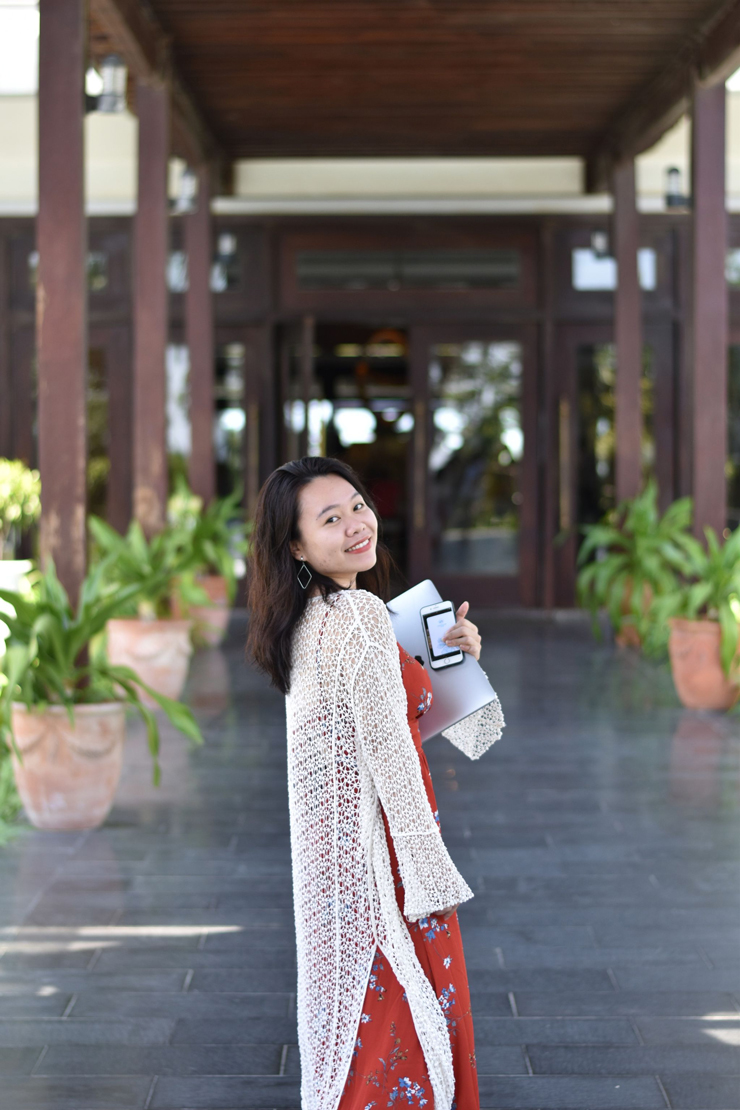 Công việc online vẫn giúp cô học hỏi được nhiều kỹ năng.