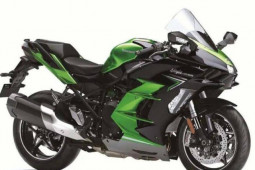 Thế giới xe - Kawasaki Ninja bị triệu hồi do đồng hồ công-tơ-mét hiển thị sai tốc độ