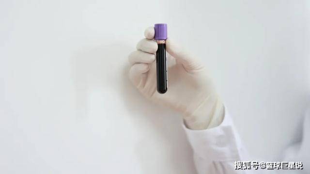 Máu có 3 chỉ số bất thường này, cần đi khám càng sớm càng tốt - 1