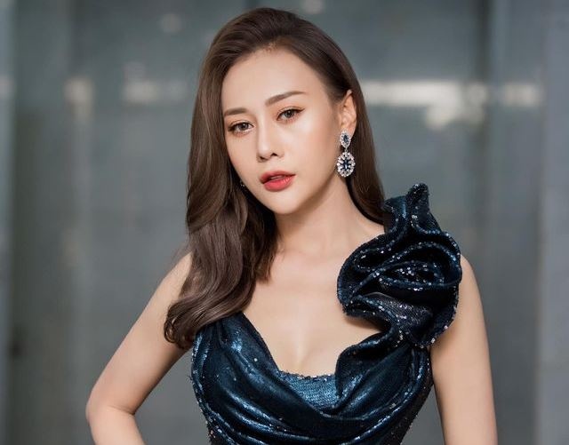 Sao Việt phát ngôn gây &#34;sốc&#34; năm 2022: Màn chất vấn fan của Đông Nhi có vào top 1? - 4