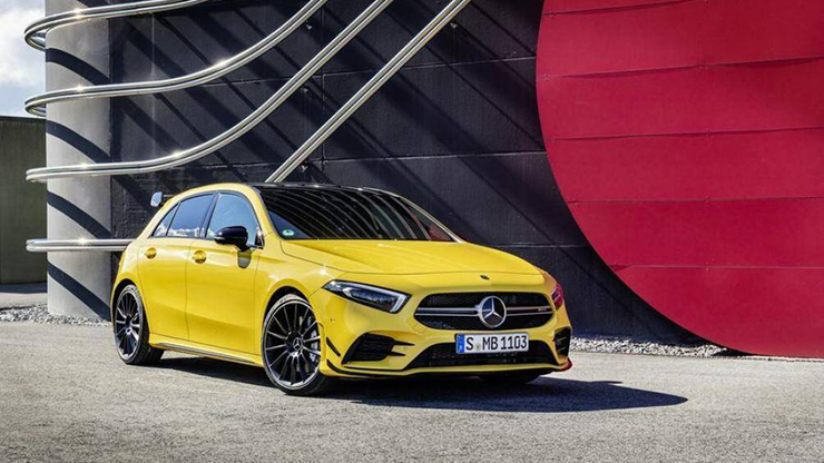 4. Merecedes-AMG A35 (tăng tốc từ 0-100 km/h trong 4,7 giây)
