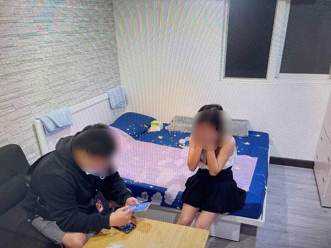 Một trong số các nạn nhân sinh viên nước ngoài bị lừa bán dâm ở Đài Bắc. Ảnh: Cảnh sát Đài Bắc
