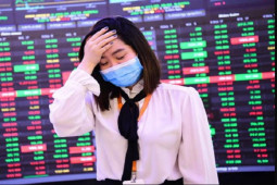 Kinh doanh - Đăng ký mua vào gần 5 triệu cổ phiếu nhưng lãnh đạo - cổ đông đồng loạt "thất hứa"