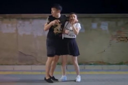 Clip hài hước - Tên cướp đen đủi và cô nàng "khách hàng" quen thuộc