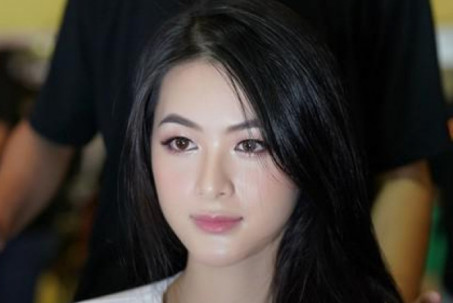 Cô gái giảm 10 kg thi Hoa hậu Việt Nam: "Bị miệt thị ngoại hình, tôi không dám soi gương"