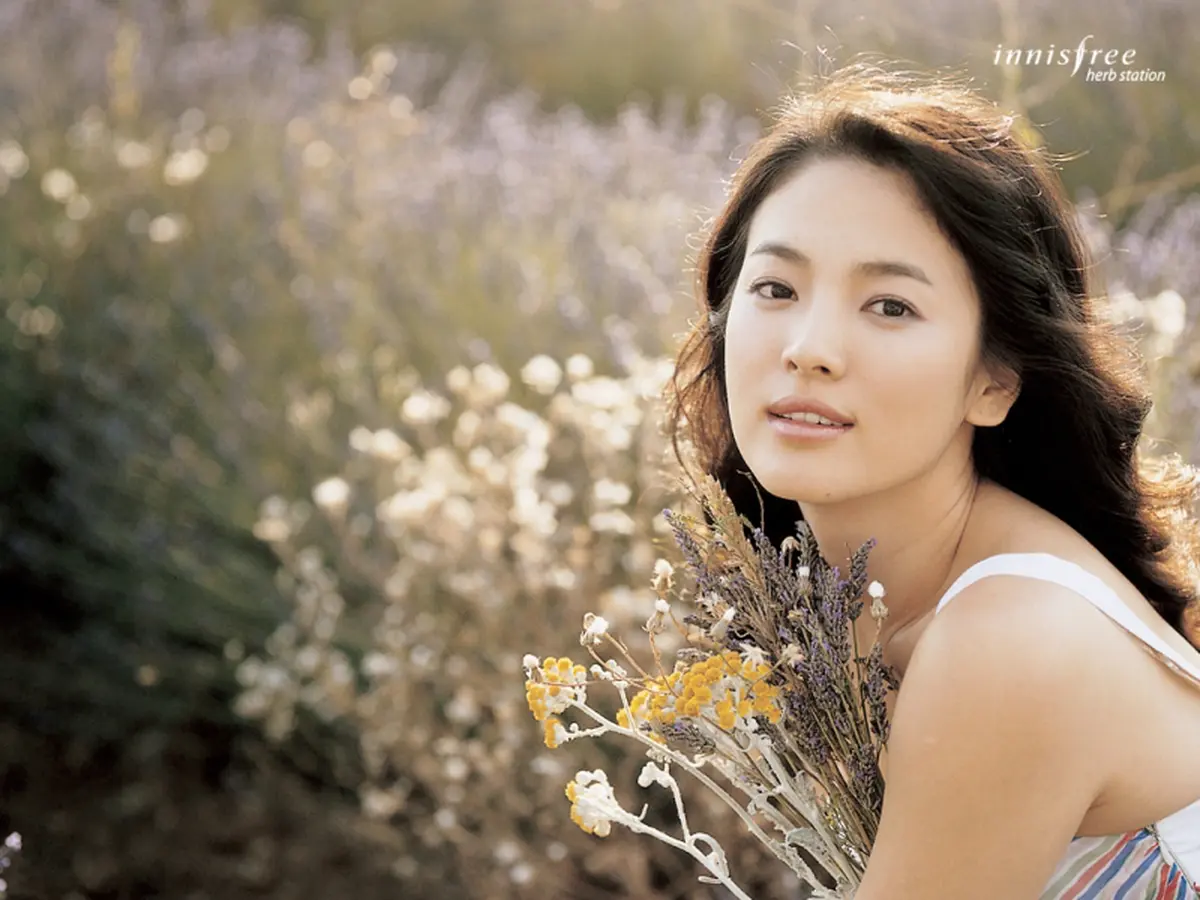 Nét đẹp thời trẻ của Song Hye Kyo.
