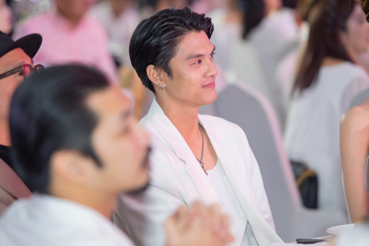 Lâm Vinh Hải mừng hạnh phúc cho Khánh Thi - Phan Hiển khi cặp đôi đã trải qua nhiều sóng gió để bên nhau
