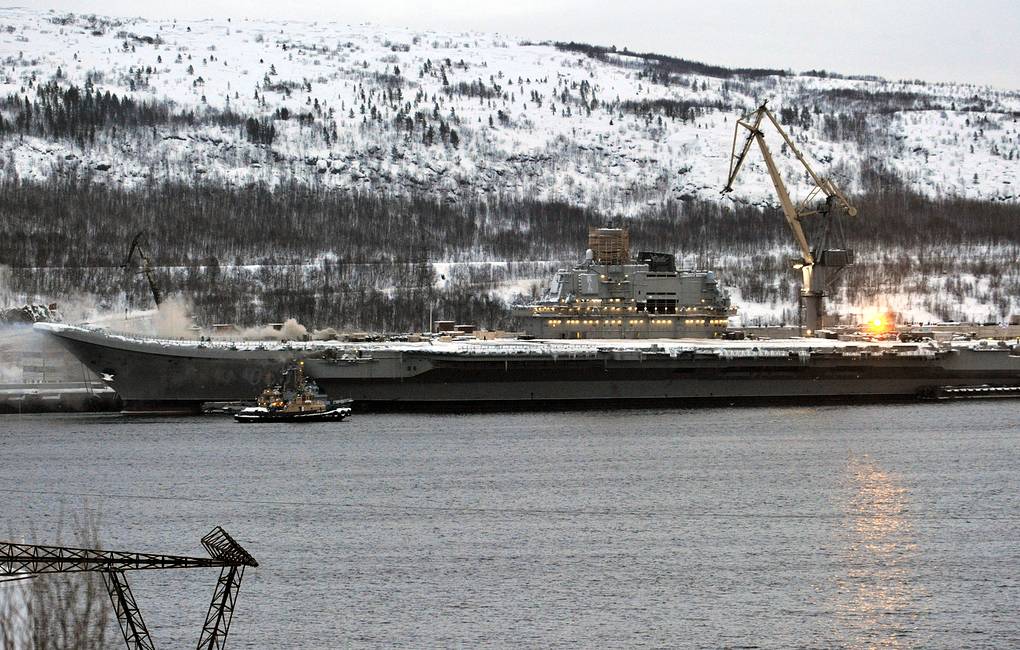 Tàu sân bay Đô đốc Kuznetsov của Nga.