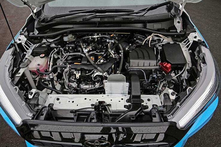 Toyota Corolla Cross sử dụng động cơ Hydro chạy thử trên phố - 2